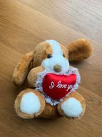 Knuffel. Hond met hartje., Ophalen, Zo goed als nieuw, Hond