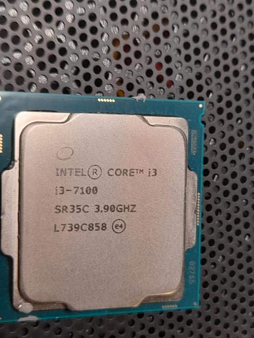 Processeur Intel core i3-7100  socket 1151, Informatique & Logiciels, Processeurs, Comme neuf, Enlèvement ou Envoi