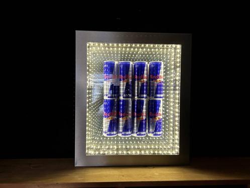 Red Bull Infinity Mirror LED Lichtreclame, Verzamelen, Merken en Reclamevoorwerpen, Zo goed als nieuw, Lichtbak of (neon) lamp