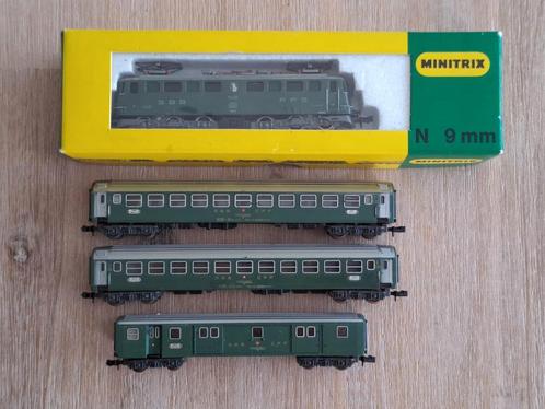 Minitrix set SBB CFF electroloc 2936 met drie wagons, Hobby en Vrije tijd, Modeltreinen | N-Spoor, Zo goed als nieuw, Fleischmann