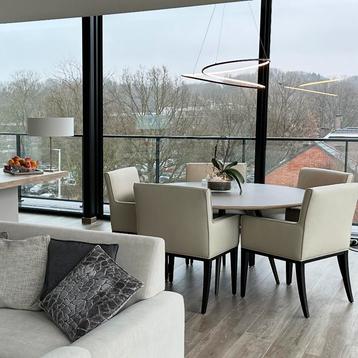 4x Carver fauteuils in echt leer met wengé poten beschikbaar voor biedingen