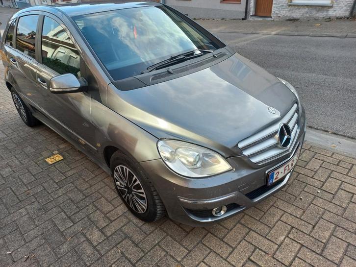 Mercedes B180 2.0, Auto's, Mercedes-Benz, Particulier, Parkeercamera, Diesel, Euro 5, Leder, Ophalen