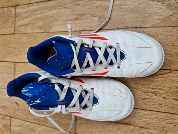 Zaalvoetbalschoenen adidas F50 - maat 35 beschikbaar voor biedingen