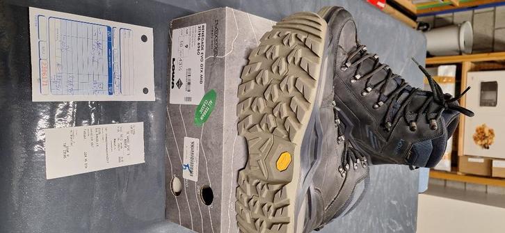 Zgan Wandelschoenen heren LOWA Renegade maat 43,5, Sport en Fitness, Bergsport en Wandelen, Zo goed als nieuw, Schoenen, Ophalen of Verzenden