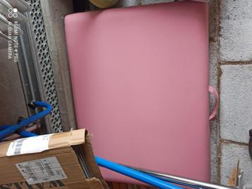 Table de massage  beschikbaar voor biedingen