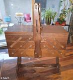 Ancienne boîte à couture, Enlèvement, Utilisé, Autres types