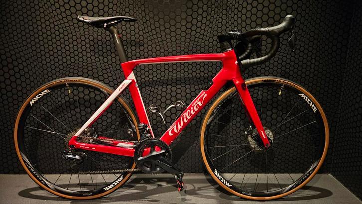 Top Okkazie Wilier Cento10Air Pro Medium 
Nieux €6400 / nu €, Fietsen en Brommers, Fietsen | Racefietsen, Zo goed als nieuw, Carbon