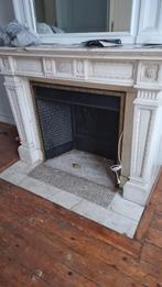 5 chimnees. Et 2 miroirs