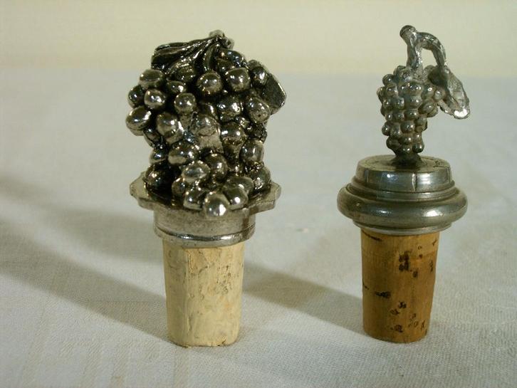Twee verchroomde flessenkurken, Antiek en Kunst, Curiosa en Brocante, Ophalen of Verzenden