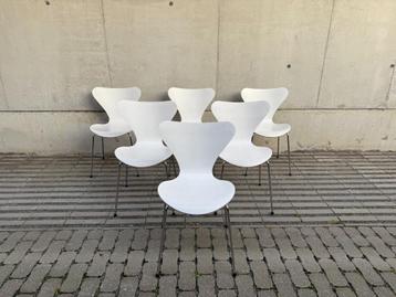 Fritz Hansen - 6x Series 7 Vlinderstoelen  beschikbaar voor biedingen