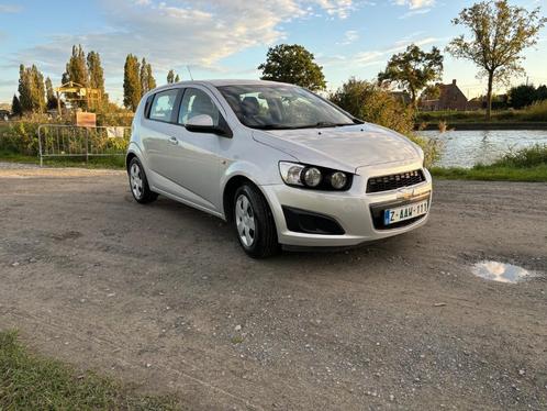 CHEVROLET AVEO 5 DR AIRCO BENZINE TOPSTAAT, Autos, Chevrolet, Entreprise, Achat, Aveo, ABS, Airbags, Air conditionné, Bluetooth