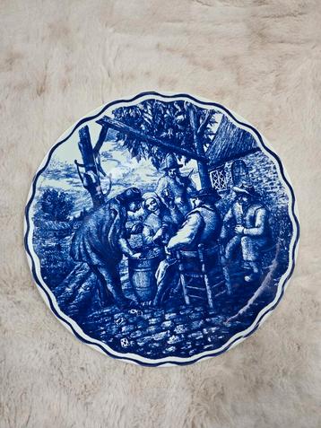 Vintage porseleine schaal van Boch beschikbaar voor biedingen