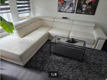 Gratis af te halen wit leren design hoekbank  Gratis af te h beschikbaar voor biedingen