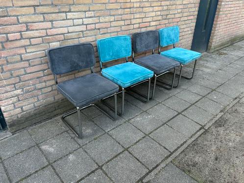 4 Ribstof Stoelen met Chrome Buisframe, Huis en Inrichting, Stoelen, Zo goed als nieuw, Vier, Metaal, Stof, Blauw, Ophalen