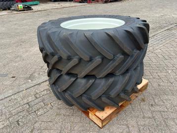 Michelin multibib 440/65R28 incl. 8 gaats NH velg beschikbaar voor biedingen