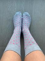 COS sokken grijs met roze stippen maat 43, Kleding | Heren, Ophalen of Verzenden, Zo goed als nieuw, COS, Maat 43 t/m 46