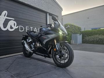 Honda CBR500R - 2023 - 4250km - garantie, Motoren, Motoren | Honda, Honda, Bedrijf, Sport, Honda