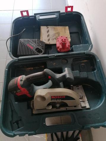 Scie circulaire professionnel BOSCH GKS 24V beschikbaar voor biedingen