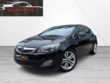 Opel Astra 1.6turbo automaat/xenon/navi beschikbaar voor biedingen