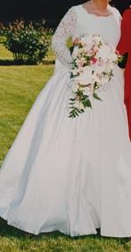 Magnifique  robe de mariée en soie sauvage et dentelle.  40-, Enlèvement, Robe de mariée