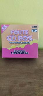 De foute cd box: 100 foute songs, Cd's en Dvd's, Cd's | Verzamelalbums, Ophalen of Verzenden, Zo goed als nieuw, Boxset