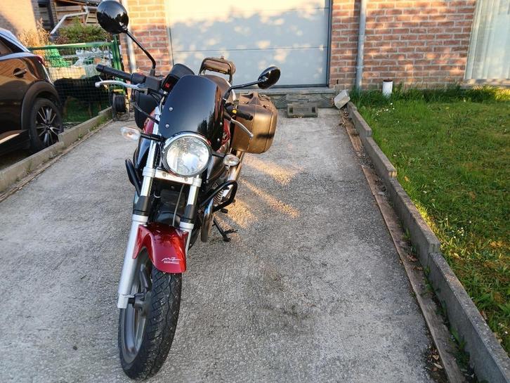 Vente moto GUZZI Breva 750 cc, Motoren, Motoren | Moto Guzzi, Particulier, Toermotor, meer dan 35 kW, 2 cilinders, Ophalen