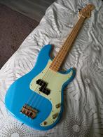 Squier by Fender Precision Bass, Muziek en Instrumenten, Snaarinstrumenten | Gitaren | Bas, Ophalen of Verzenden, Zo goed als nieuw