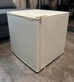 Mini koelkast BEKO MBK 55, Elektronische apparatuur, Koelkasten en IJskasten, Minder dan 75 liter, Ophalen, Gebruikt, Met vriesvak