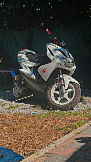 Mbk nitro classe a, Enlèvement, Comme neuf