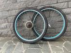 Wielen, Fietsen en Brommers, Ophalen, Zo goed als nieuw