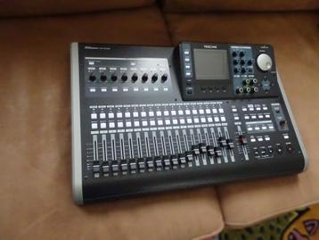 Tascam DP24SD Portastudio 24 track beschikbaar voor biedingen