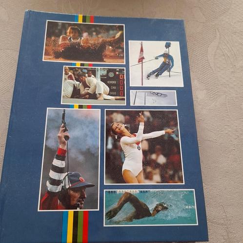 Olympische Spelen  AH  - boek 1984., Livres, Livres de sport, Enlèvement ou Envoi