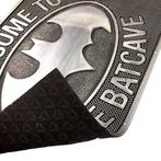 DC Comics - Batman - Welcome To The Batcave Doormat, Nieuw, Pyramid International, Mailto:data@pyramidinternational.com, Unit A, Bruce Way, Whetstone, Leicester - LE8 6HP.