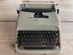 Vintage typemachine Olivetti studio 44, Enlèvement, Utilisé