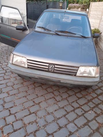 Peugeot 205  van 1991 beschikbaar voor biedingen