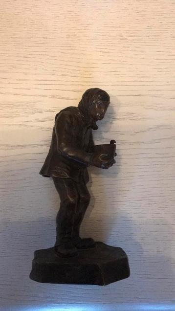 Petite figurine en bronze 