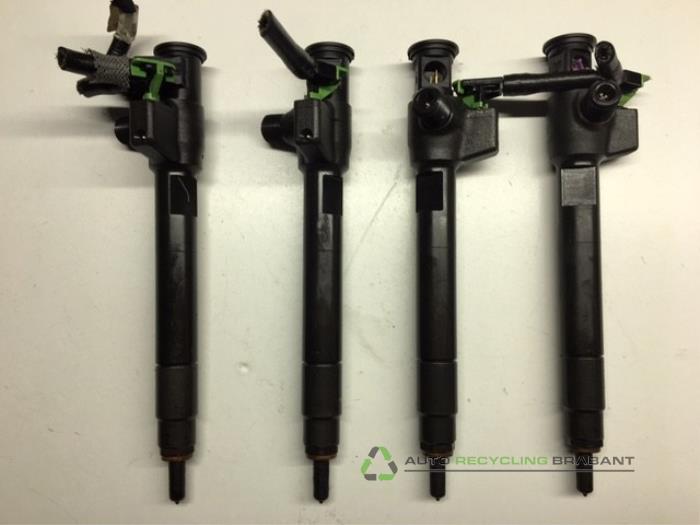 Injecteur (diesel) d'un Ford Mondeo, Autos : Pièces & Accessoires, Systèmes à carburant, Utilisé, 3 mois de garantie, Enlèvement ou Envoi