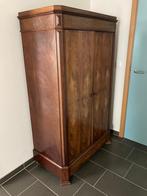 Mahonie houten kast, Ophalen