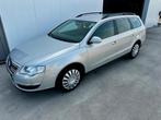 VW PASSAT 2.0 TDI VARIANT - AIRCO - NAVI, Auto's, Voorwielaandrijving, Euro 5, Stof, 1995 cc