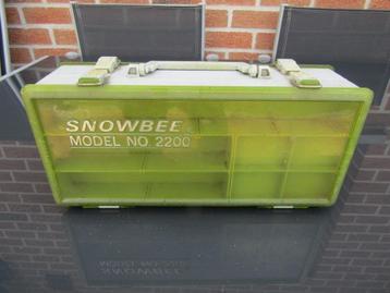  VISBAKJE  SNOWBEE 2200