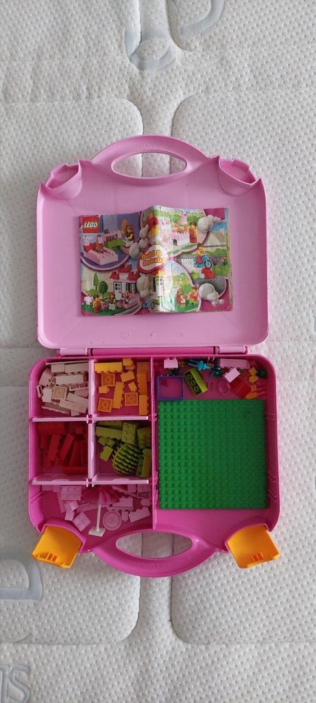 Lego Build and Rebuild roze koffertje 10660, Kinderen en Baby's, Speelgoed | Duplo en Lego, Zo goed als nieuw, Lego, Ophalen of Verzenden