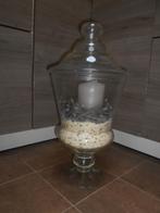 Glazen stolp op voet met kaars en decoratie, Huis en Inrichting, Ophalen, Zo goed als nieuw