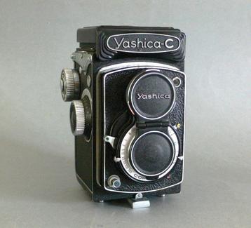 Yahica – C 6x6 camera met lederen paradetas  beschikbaar voor biedingen