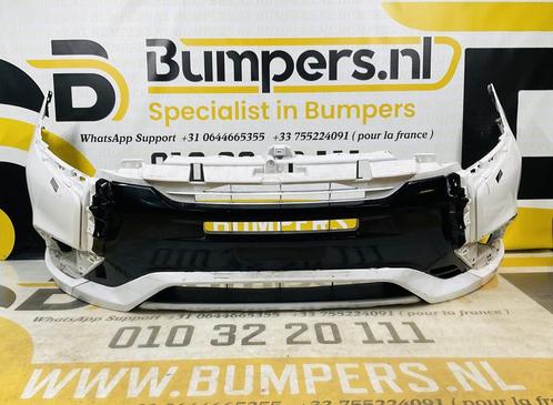 BUMPER Mitsubishi Outlander   2015-2017  VOORBUMPER 2-B5-757, Auto-onderdelen, Carrosserie, Bumper, Voor, Gebruikt, Ophalen of Verzenden