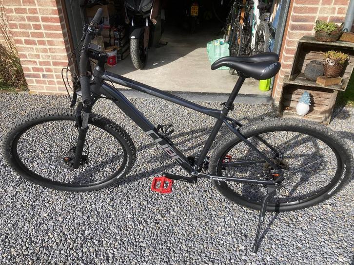 Vtt Cube xl en très bon état, Vélos & Vélomoteurs, Vélos | Hommes | Vélos de sport & Vélo de randonnée, Utilisé, Autres marques