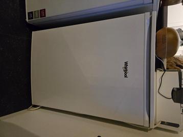 Whirlpool W55ZM diepvriezer, Elektronische apparatuur, Vriezers en Diepvrieskisten, Ophalen of Verzenden, Zo goed als nieuw