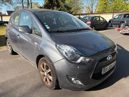 Hyundai IX20 1.6 CRDI * EURO 6 * 2015 * DIESEL * EXPORT, Auto's, Hyundai, Bedrijf, Te koop, iX20, ABS, Airbags, Airconditioning