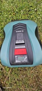 Robot tondeuse bosch m700m2, Tuin en Terras, Robotmaaiers, Ophalen of Verzenden, Zo goed als nieuw