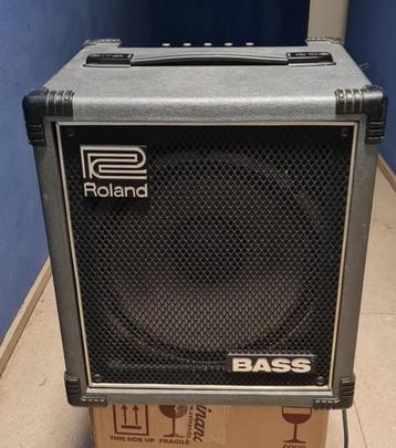 Ampli Roland pour guitare basse, Musique & Instruments, Enlèvement, Utilisé, Guitare basse, 50 à 100 watts