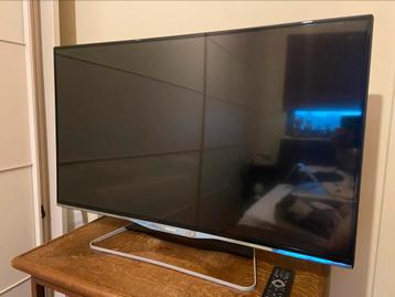 Ultraslanke 3D Smart LED-TV met Ambilight, Ophalen, Philips, LED, Zo goed als nieuw
